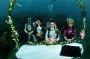 Подводна сватба